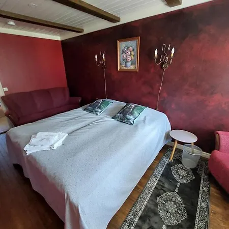 Majatalo Hurtan Holvi * Лиекса